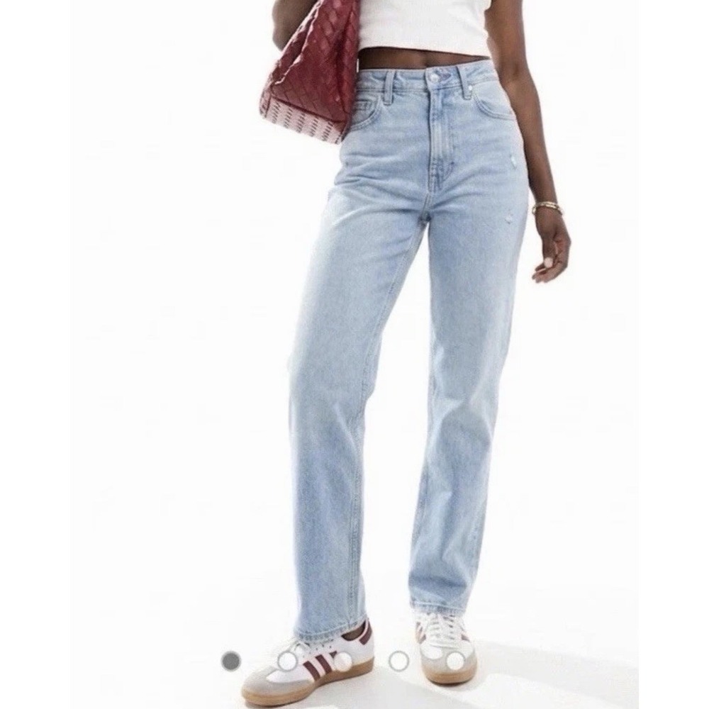 Abercrombie & Fitch Women's The 90s Straight Ultra High Rise Jeans 24/00